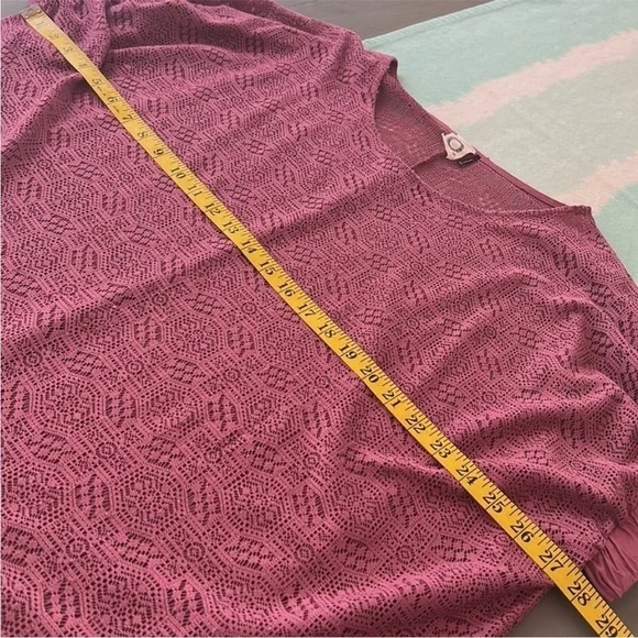 Anthropologie Akemi + Kin Oversized Sheer Lace Dolman Sleeve Top Mauve XS/S - Picture 8 of 10